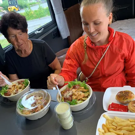 Snapnap Hotel kapsułowy Storebö